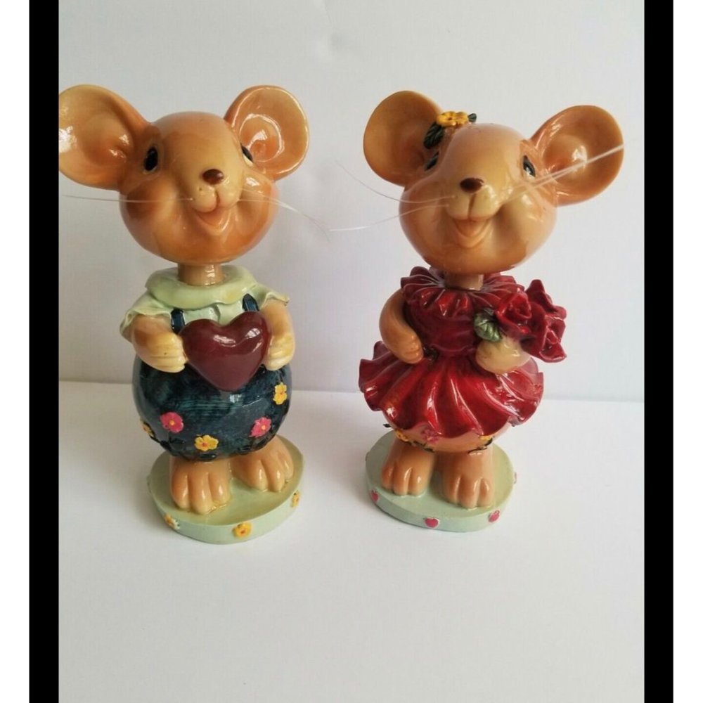 Bobblehead Mouse Figurine Boy And Girl Resin 5.6" Tall